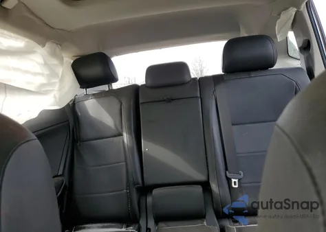 2019 Volkswagen Tiguan Se из США, поврежденный, VIN 3VV2B7AX7KM017533